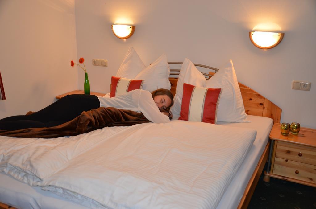 Haus Bergland Hotel ฟีบาบรุนน์ ภายนอก รูปภาพ