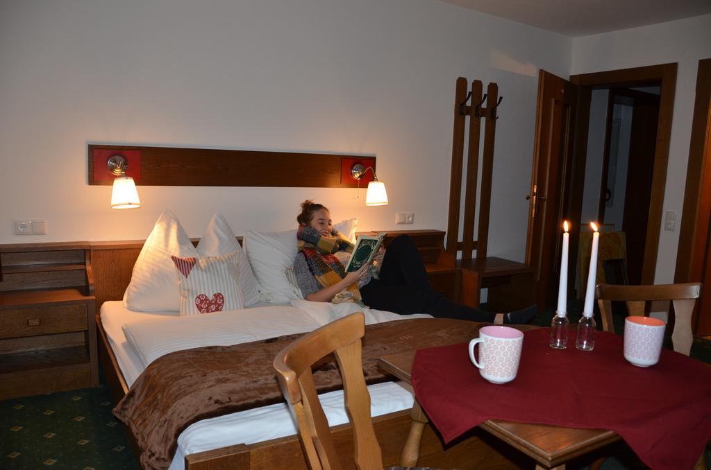 Haus Bergland Hotel ฟีบาบรุนน์ ภายนอก รูปภาพ
