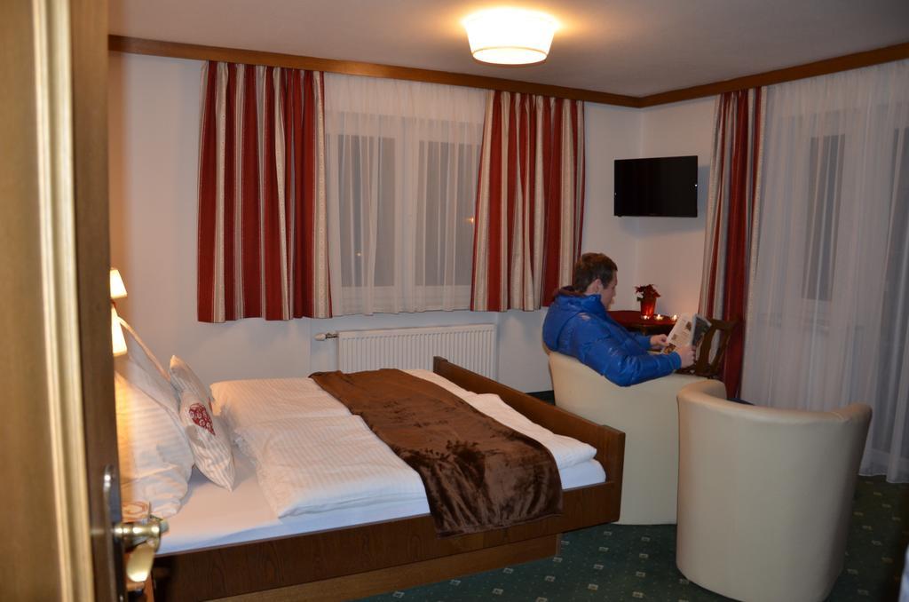 Haus Bergland Hotel ฟีบาบรุนน์ ภายนอก รูปภาพ